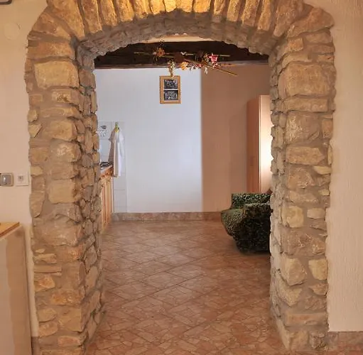 Vineyard Keglic Smarje pri Jelsah